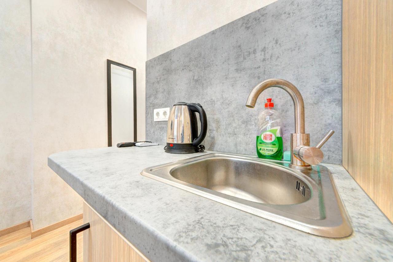 1 Room Apartment Near National Circus Киев Экстерьер фото